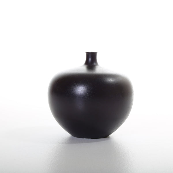 bronze vase by nitten #1567